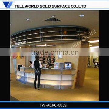 2013 morden design artificial marble curved led translucent big mall service reception desk for sale