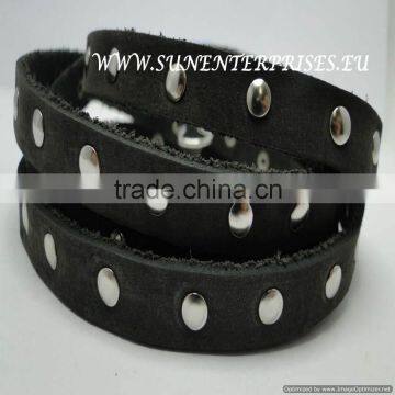 Flat leather with Studs -Full Vintage Grey With Studs