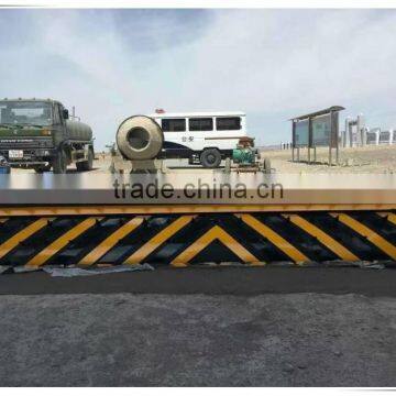 High Qaulity Prison Hydraulic Road Blocker Machine With Spike Tyre Damage for Prison Access