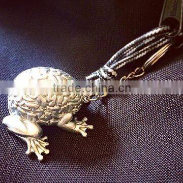 plastic frog keychains, cheap custom silicone keychains, plastic frog cheap custom silicone keychains manufacture