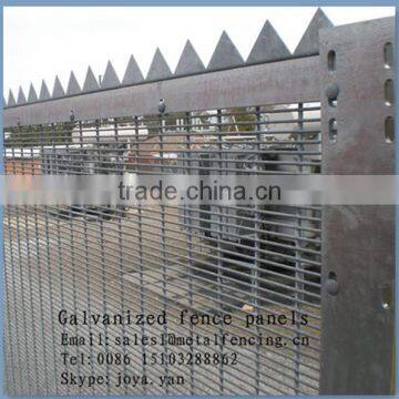 China Factory Supplying 8 Guage 0.5"x3" Mesh Count Edge Protective Barrier 358 Security Fencing Anti Climb Mesh Panels photo-5