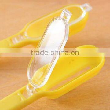 Stocked Plastic Fish Scale Scraper Fish Scale Remover With Cover