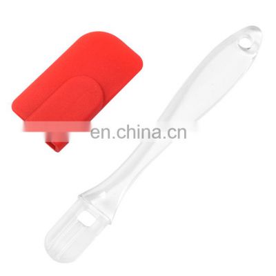 Easy to clean and reusable silicone spatula with plastic handle