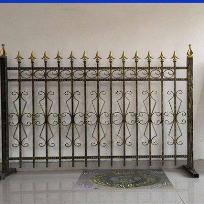 Zinc Steel Guardrail Fence Factory Direct Sales Galvanized Guardrail For Sale