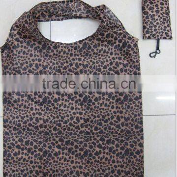 sexy style leopard print convenient folding 190T materials waterproof shopping bag