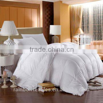 customized hotel light weight bed comforter
