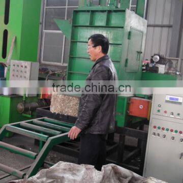 sawdust wood shavings press baler machine