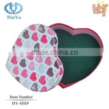 Heart Shape of Floral Foam Put Into Box