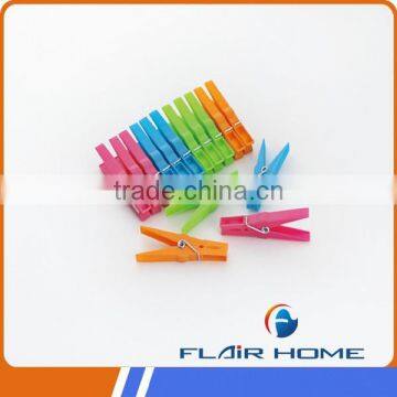 8.0*1.0CM Hot Wide Spread Colorful Plastic Pegs for Home Use