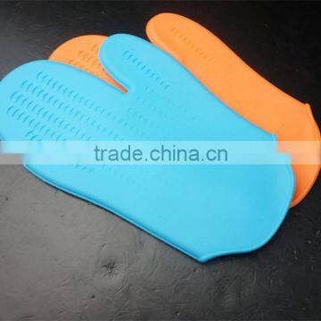 10136 Silicone Heat Resistant Grilling BBQ Gloves for Cooking, Baking