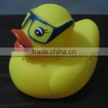 8cm floating rubber duck with glasses, baby bath duck with glasses,plastic duck with glasses