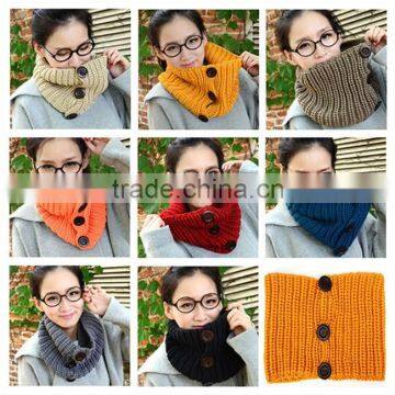 Wholesale fashion popular button lady knitted scarf