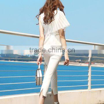 White Lotus Leaf Sleeveless High Neck Design of Blouse Latest Fashion Blouse Patterns photo-4
