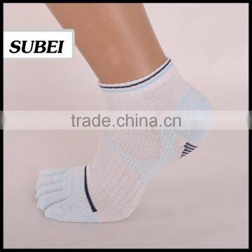 Socks Wholesale Sport Toe Tube Socks Men photo-3