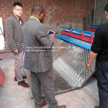 PLC Controlled Semi Automatic Chain Link Fence Machine photo-3