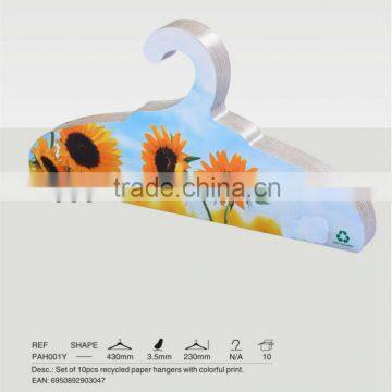 Plant Paper Hanger