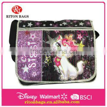 2016 Top Selling Promotional Messenger Bag with Lovely Cat Picture and Wide Straps for Teens
