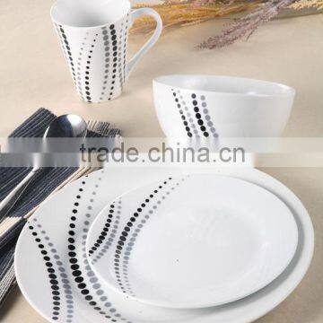 round white porcelain serving plates