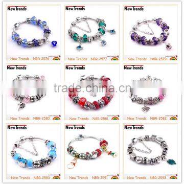 Manufacturer Cute Girls Fancy Christmas Bracelet Santa Claus Charm Bracelet