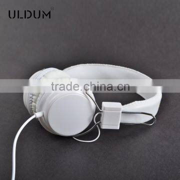 ULDUM white headphone wearing comfortable for mp3 mp4