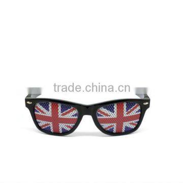 Best price custom promotional sunglasses,custom sport sunglasses,custom plastic pinhole sunglasses with printed flag logo lens