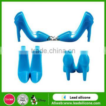 Free sample mini silicone high-heel shoe phone holder/Funny Rotating Cell Phone High heel shoes