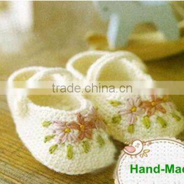 Christmas Toddlers Baby Shoes Winter Crochet Shoes Floral Pattern Knitted Shoes