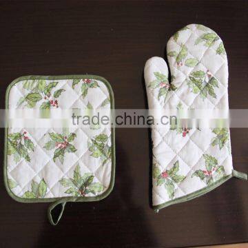 printed oven gloves