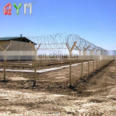 Low Price Galvanized Concertina Razor Barbed Wire Razor Wire Fence photo-2