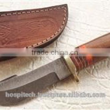 Fixed blade Custom Damascus skinneri Hunting knife wood handle