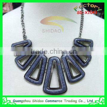 Latest Design Triangle Shaped Statement Necklace SD-X1043