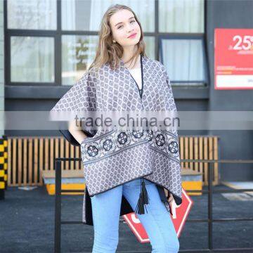 Hot Geometric Patterns PU Fringed Shawl Cape