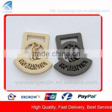 CD8215 Custom Logo Design Metal Jeans Labels for Decoration
