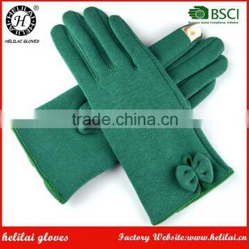 Bestselling Fashion Warm Bowknot Trimmed Ladies Smartphone Velvet Gloves in Winter