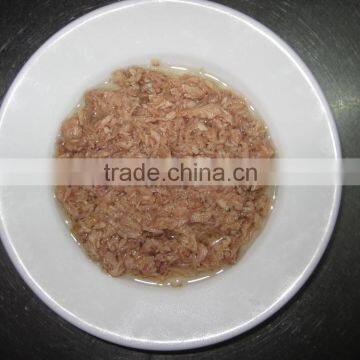Canned tuna shredded in vegetable oil