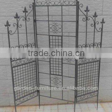 Decorative outdoor metal garden fence