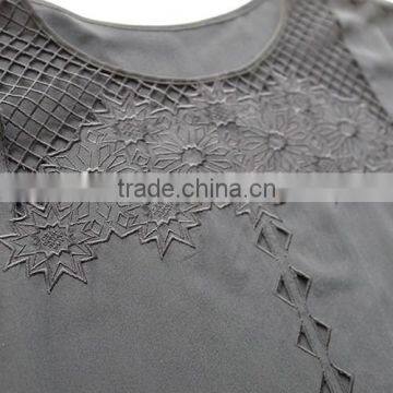 Lady Fashion Silk Blouse With Embroidery photo-3