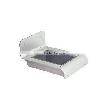 Solar wall light with PIR sensor