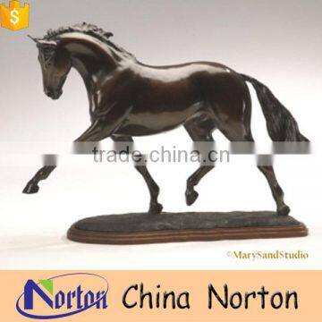 Statues of Prancing horses standing on the base NTBH-HR038Y