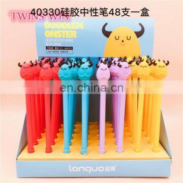 Promotional custom Wholesale School gel ink pens plastic sheep shaped pen stationery wholesale from china