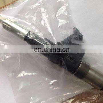 C.R. fuel injector 095000-0761 095000-0760 for 6SD1 engine