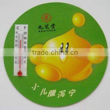 Thermometer refrigerator magnet