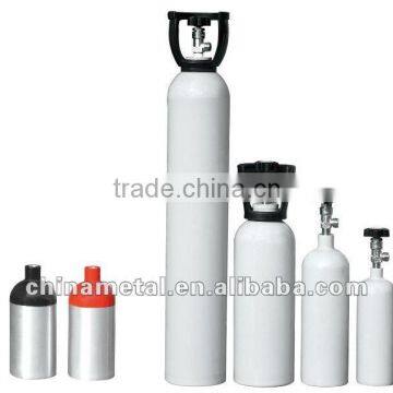 Industrial gas cylinder