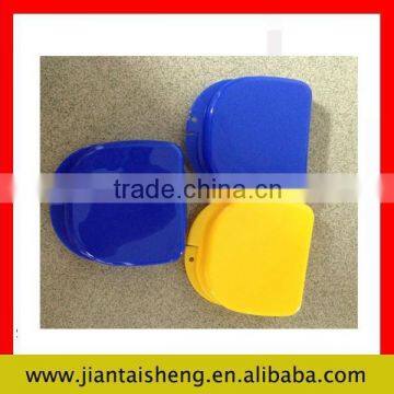 Made in China retainer case box plastic packaging box