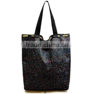 Foldable nylon shopping bag