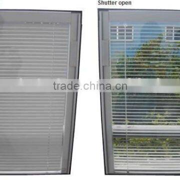 Built-in Intelligent Hollow Glass Shutter