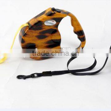 Soft Handle Retractable Pet Leash With Colourful Design photo-3