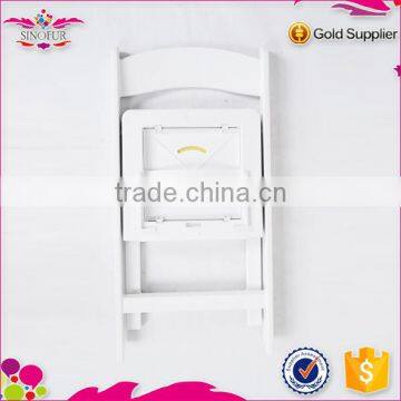 New degsin Qingdao Sinofur cheap plastic folding chairs white on promotion