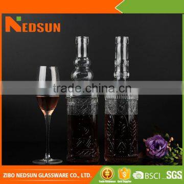 OEM unique shaped wine glass bottles made in China