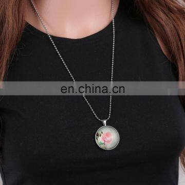 Rose Pattern Retro Specialized Glow in the Dark Magical Necklace photo-3
